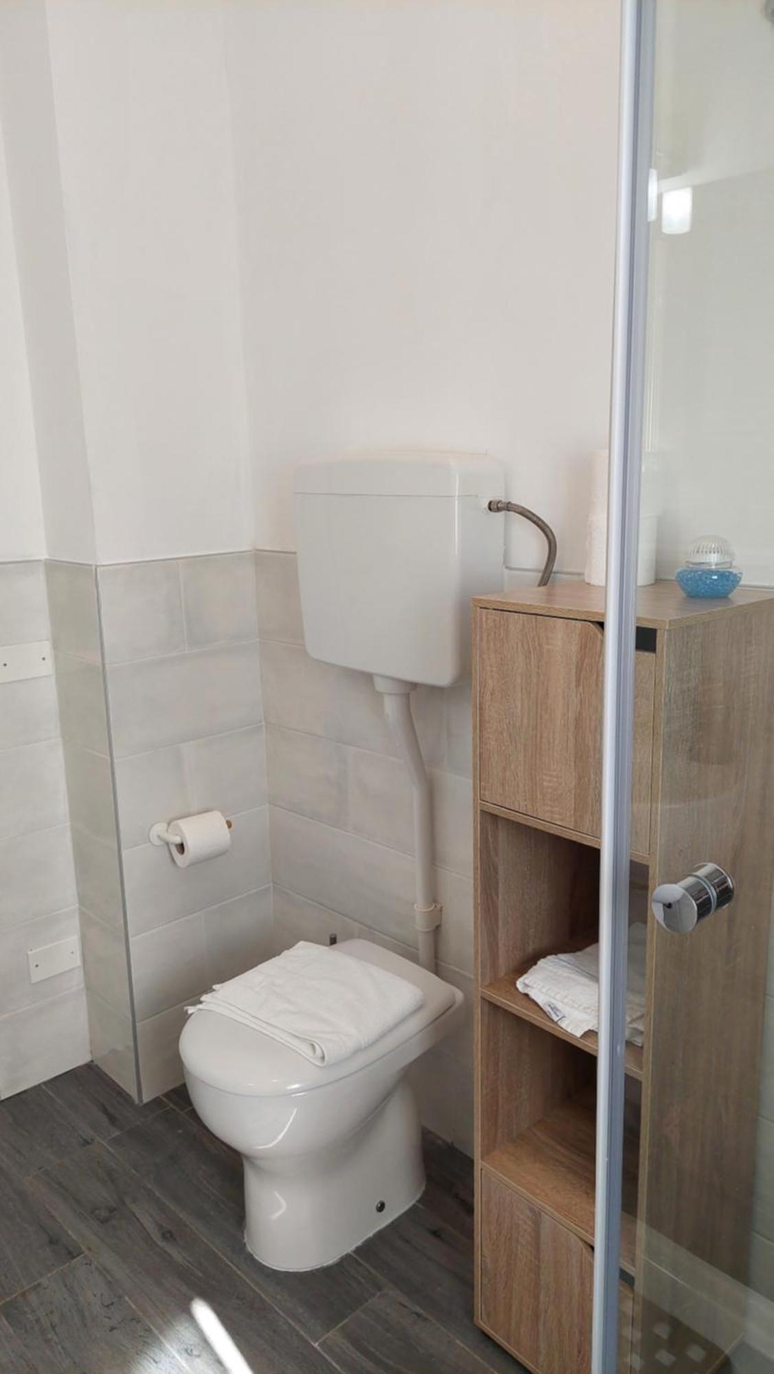 B&B Villa Giulia Десенцано дел Гарда Екстериор снимка