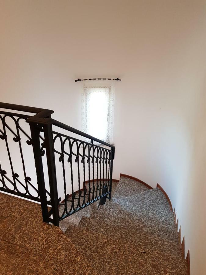 B&B Villa Giulia Десенцано дел Гарда Екстериор снимка